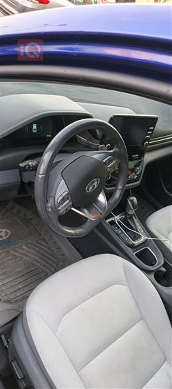 هیوندای ئایۆنیک